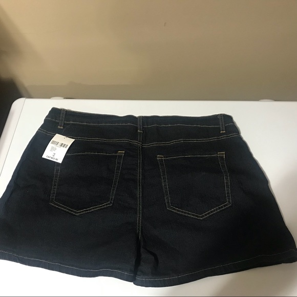 Plus size high rise denim shorts brand new tags - Picture 3 of 8